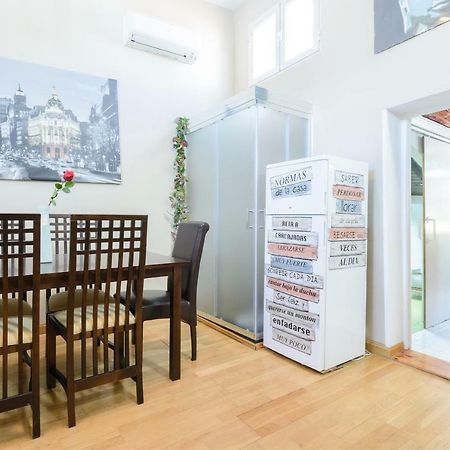 Appartamento Charming Fuencarral Street Madrid Esterno foto