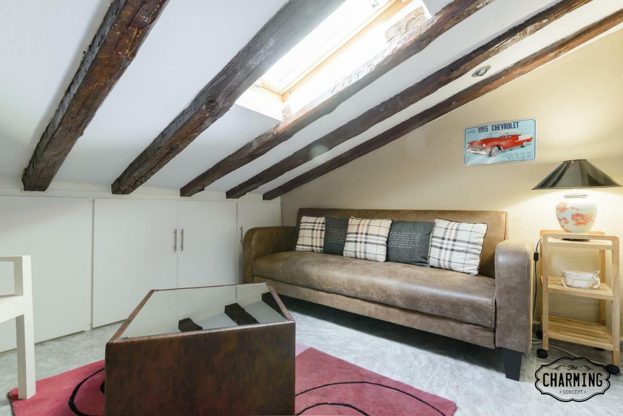 Appartamento Charming Fuencarral Street Madrid Esterno foto