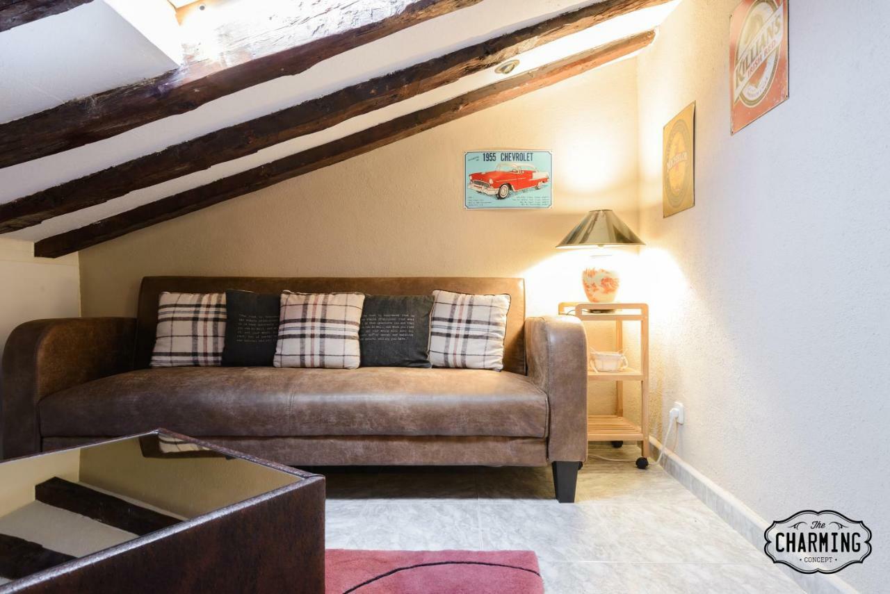 Appartamento Charming Fuencarral Street Madrid Esterno foto