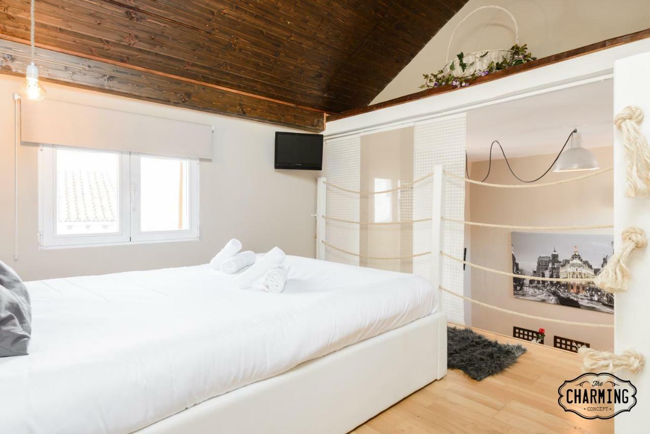 Appartamento Charming Fuencarral Street Madrid Esterno foto